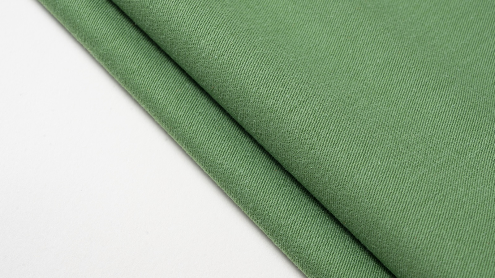 Actual green HM0144-1 cotton-rich TC stretch fabric sample