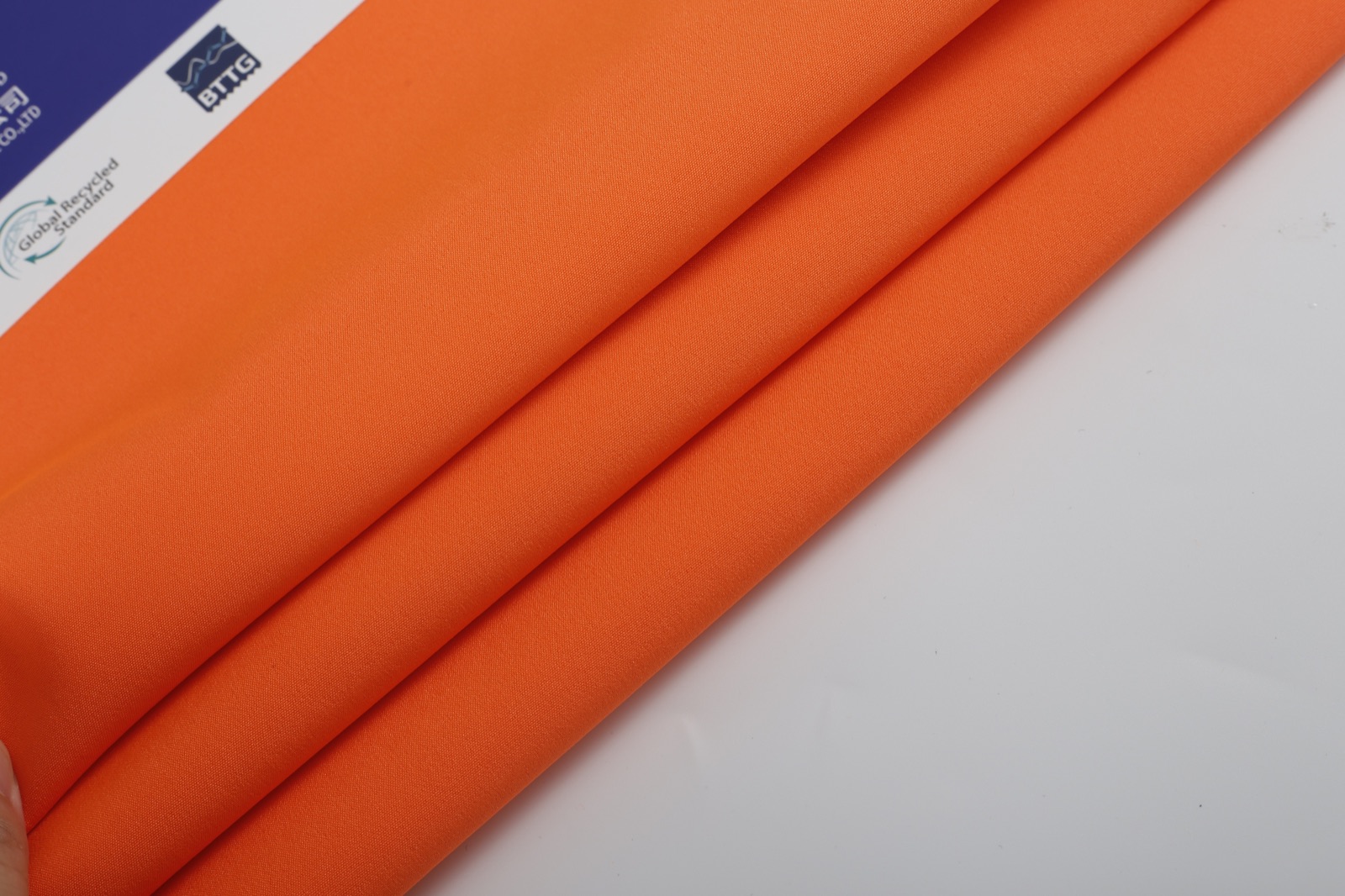 HM039 high visibility orange softshell detail view three